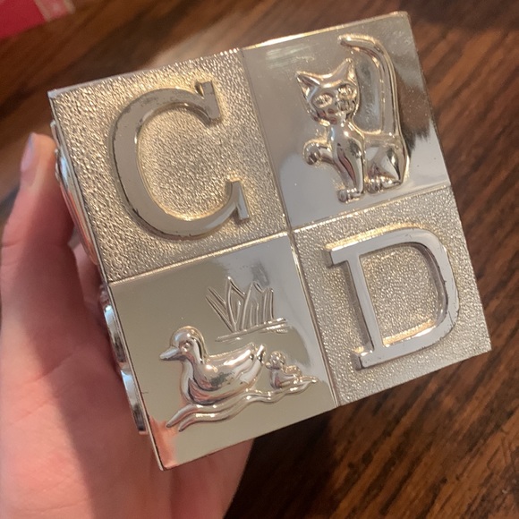 Silver metal ABC cube piggy bank - Picture 4 of 7